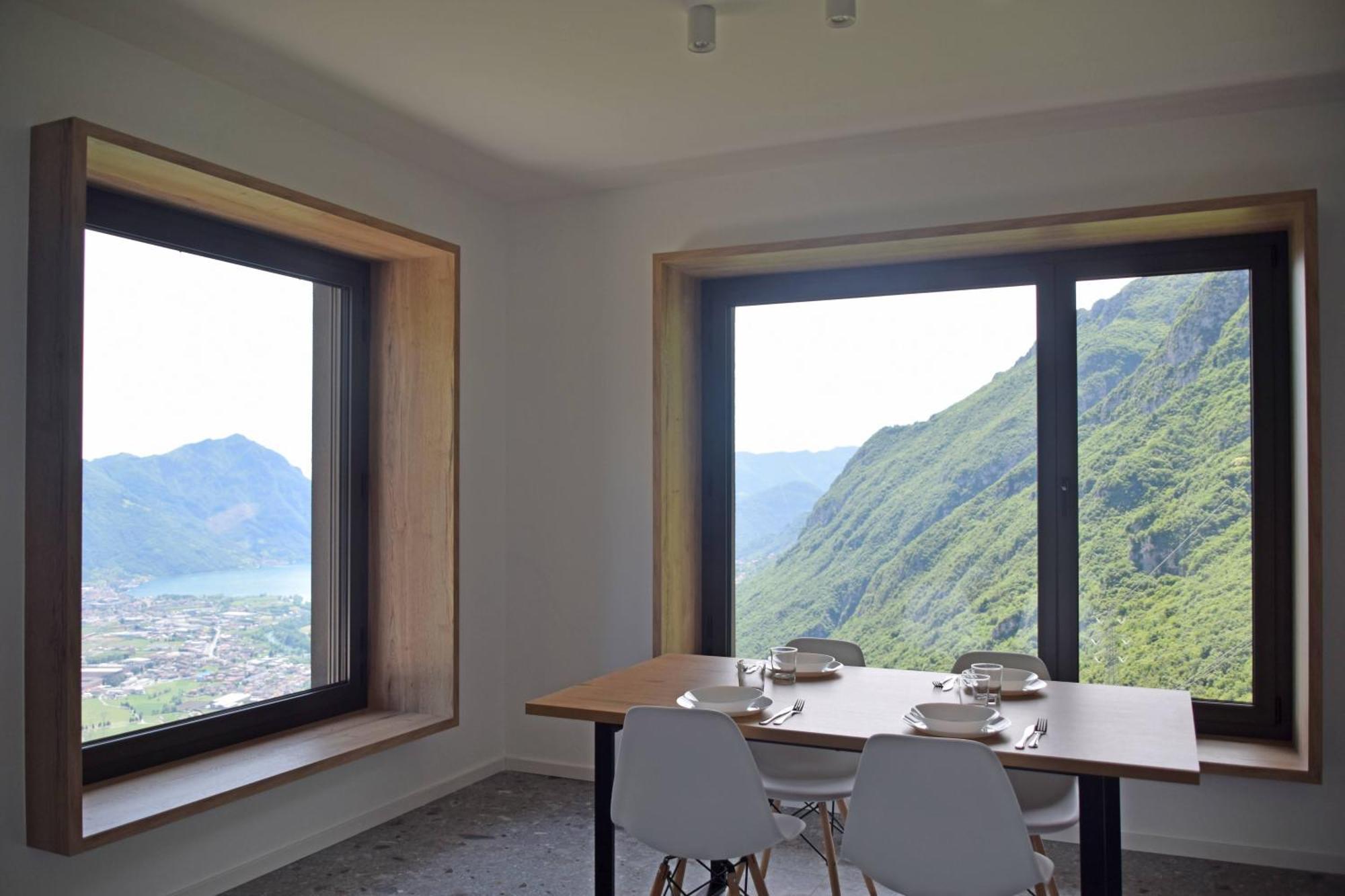 La Casa Di Cesare Hotel Rogno Luaran gambar