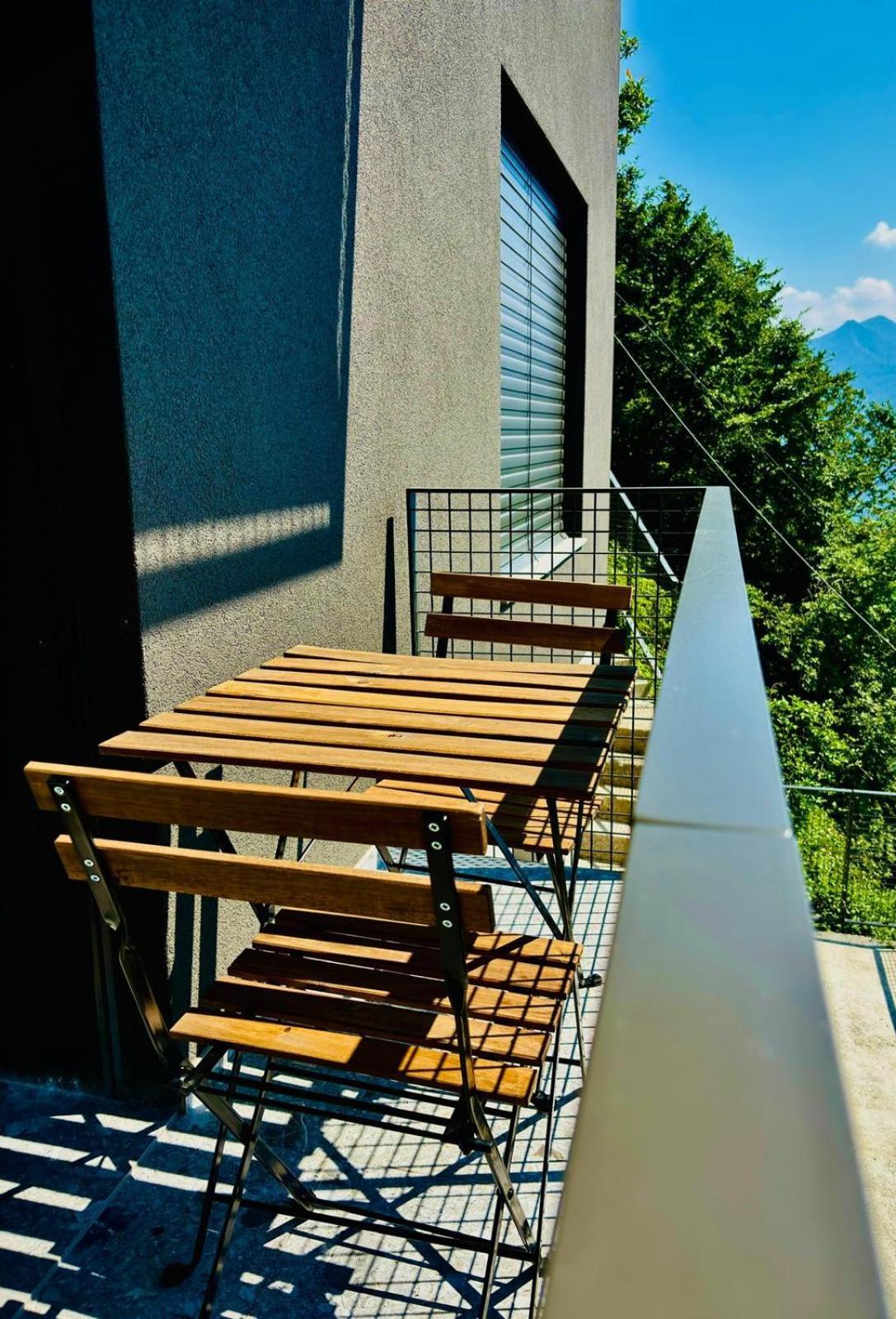 La Casa Di Cesare Hotel Rogno Bilik gambar